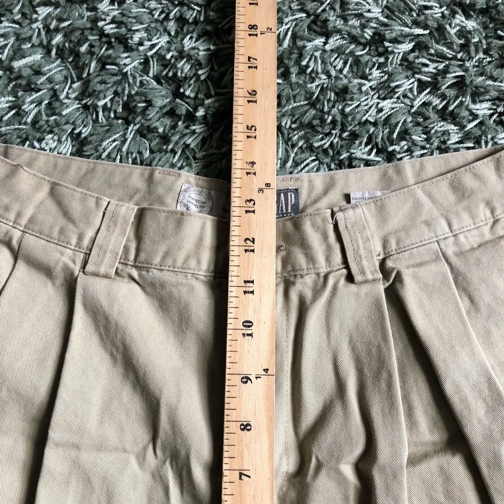 Vtg Gap Shorts Mens 34 Khaki Double Pleated Relaxed Baggy Fit 90 Chino Longer